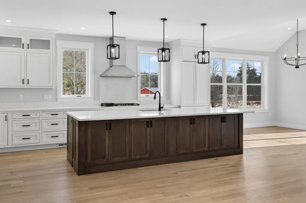 258 North Amherst Road Bedford NH 03110