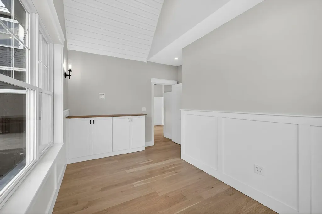 258 North Amherst Road Bedford NH 03110