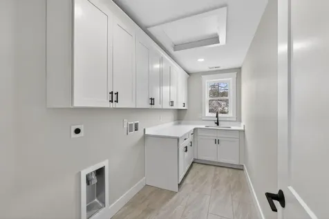 258 North Amherst Road Bedford NH 03110