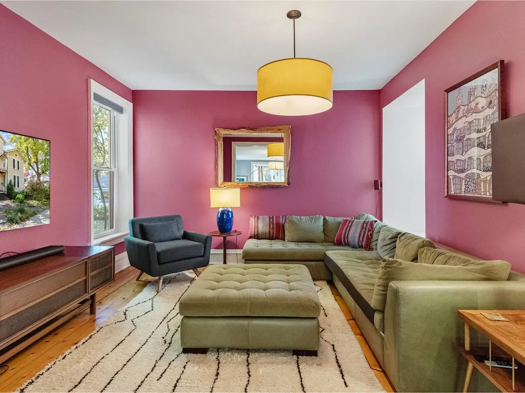 49 Mansfield Avenue Burlington VT 05401