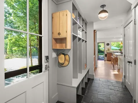 49 Mansfield Avenue Burlington VT 05401