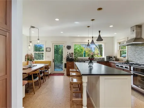 49 Mansfield Avenue Burlington VT 05401