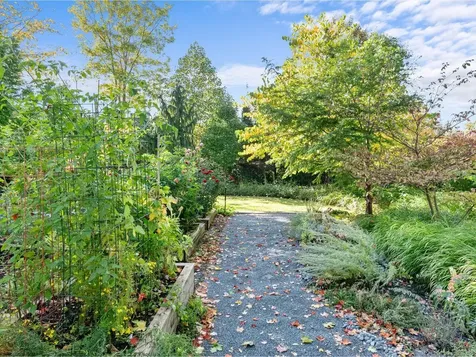 49 Mansfield Avenue Burlington VT 05401