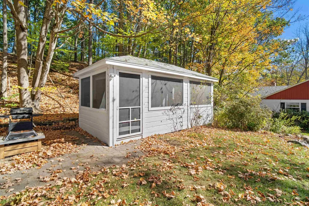 163 Central Street Farmington NH 03835