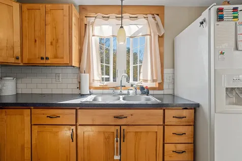 163 Central Street Farmington NH 03835