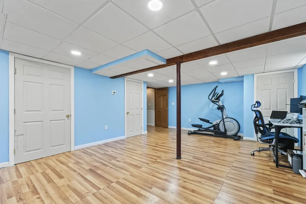 25 Eastern Avenue Amherst NH 03031