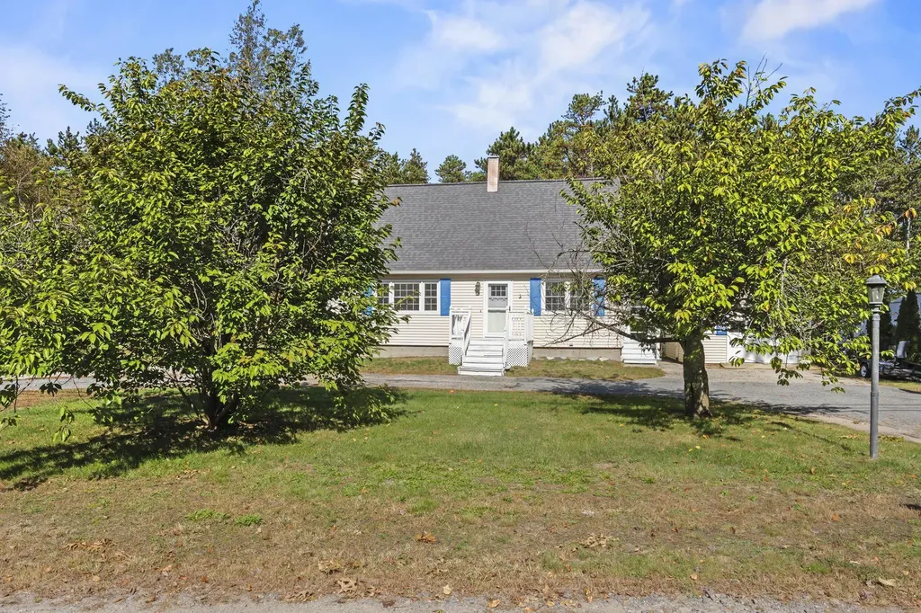 25 Eastern Avenue Amherst NH 03031