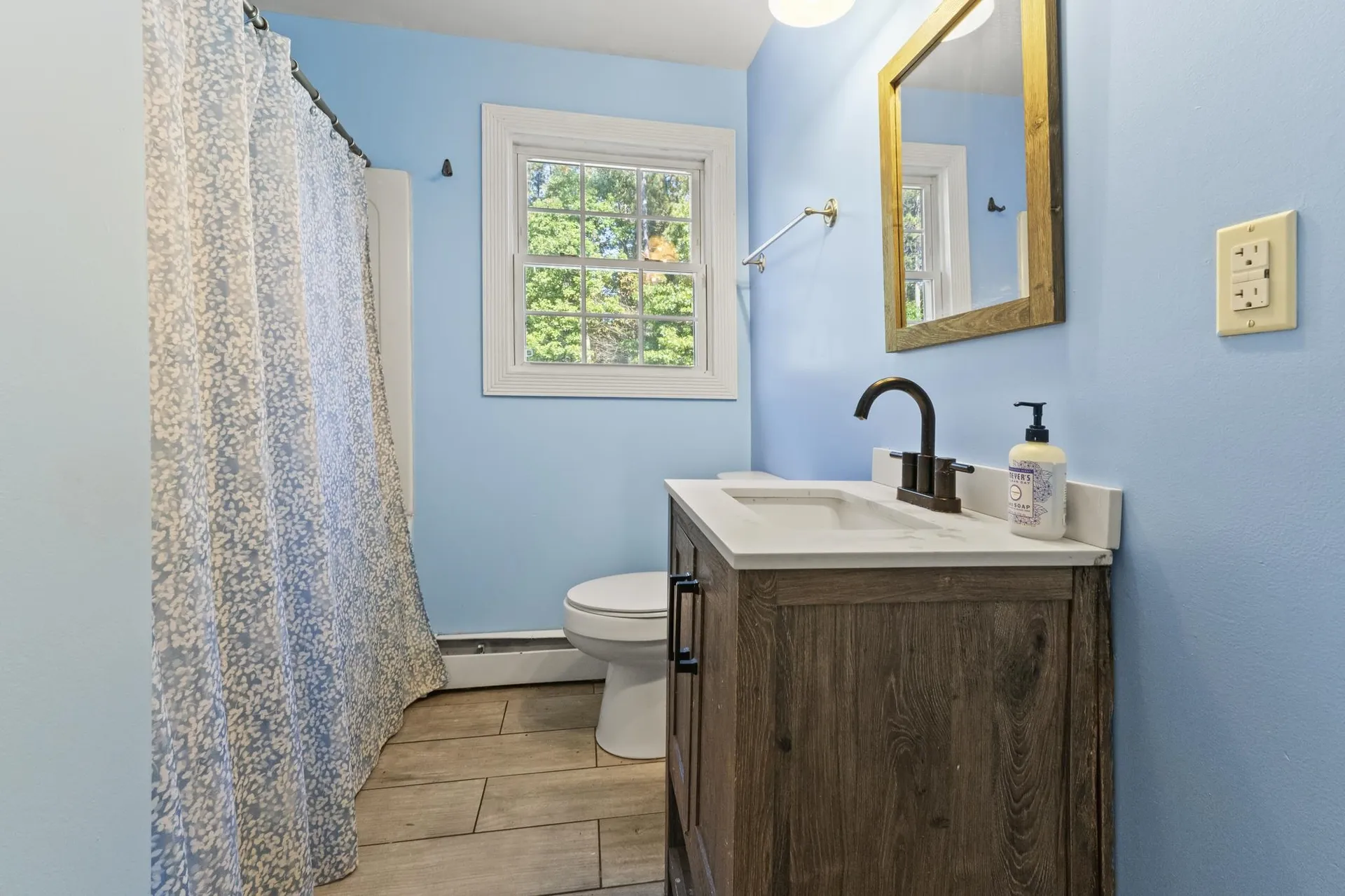 25 Eastern Avenue Amherst NH 03031