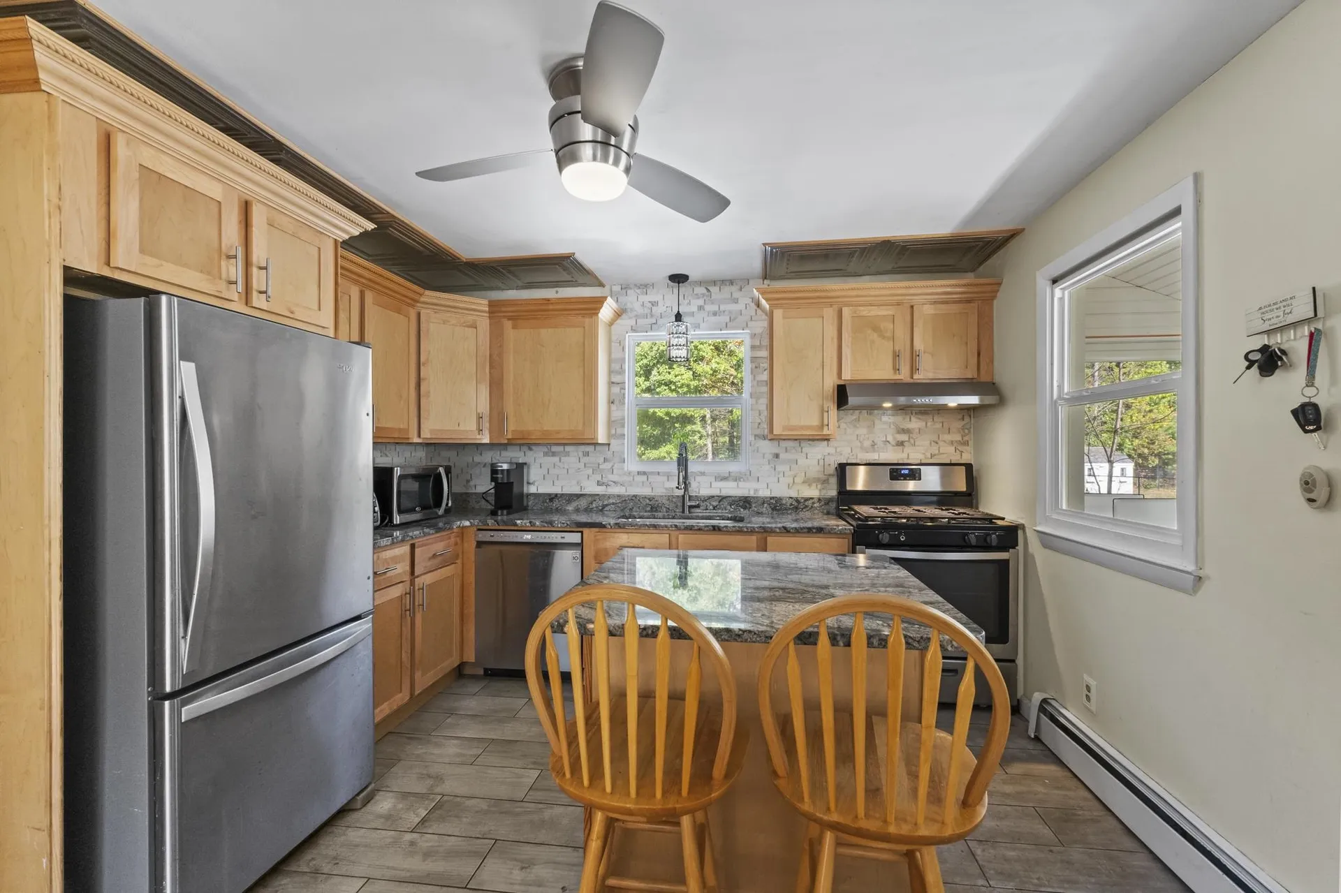 25 Eastern Avenue Amherst NH 03031