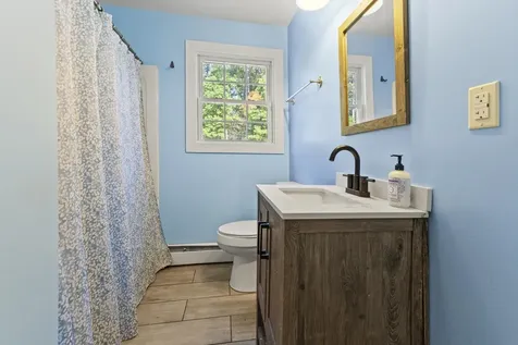 25 Eastern Avenue Amherst NH 03031