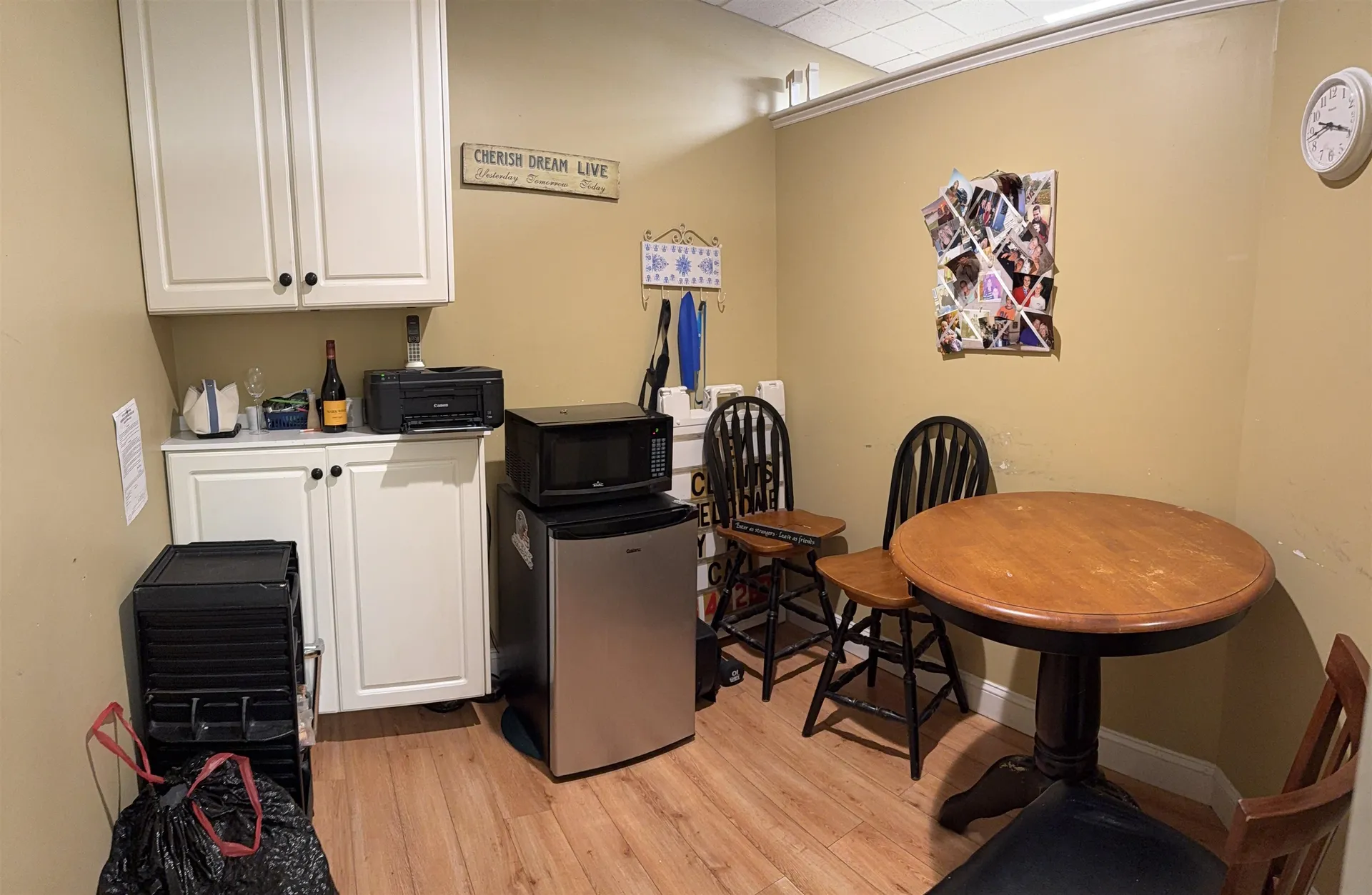 11 Manchester Road Derry NH 03038