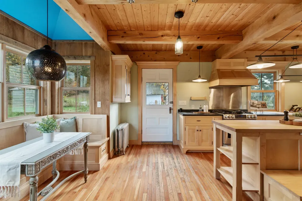 14 Fairfield Road Fletcher VT 05444