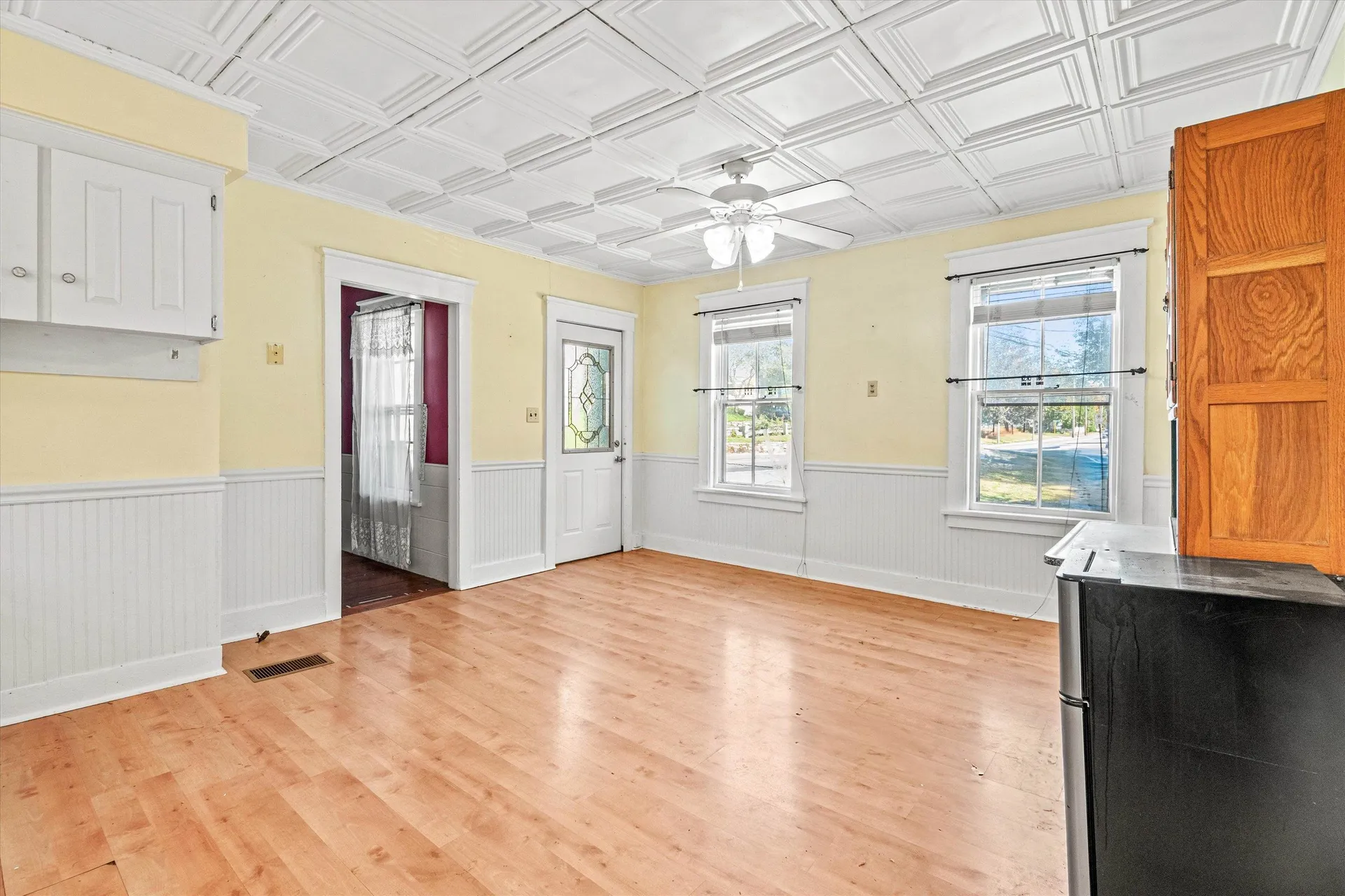 12 South Mast Street Goffstown NH 03045