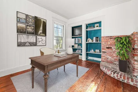 12 South Mast Street Goffstown NH 03045