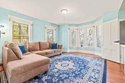 12 South Mast Street Goffstown NH 03045