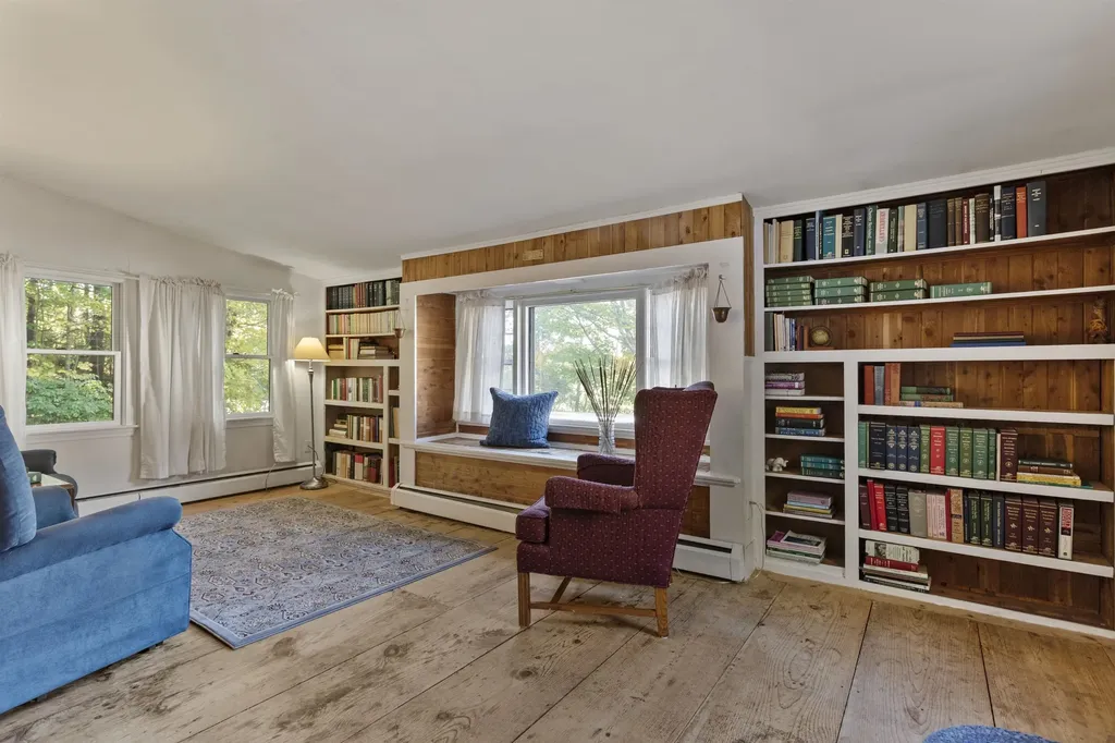 1 Cherry Road North Hampton NH 03862