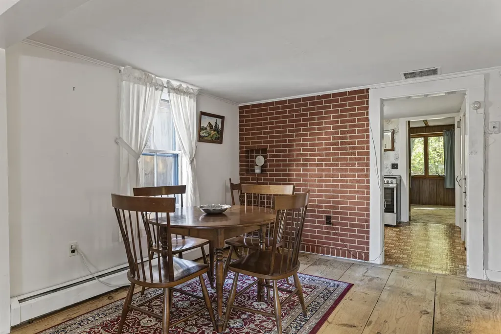 1 Cherry Road North Hampton NH 03862