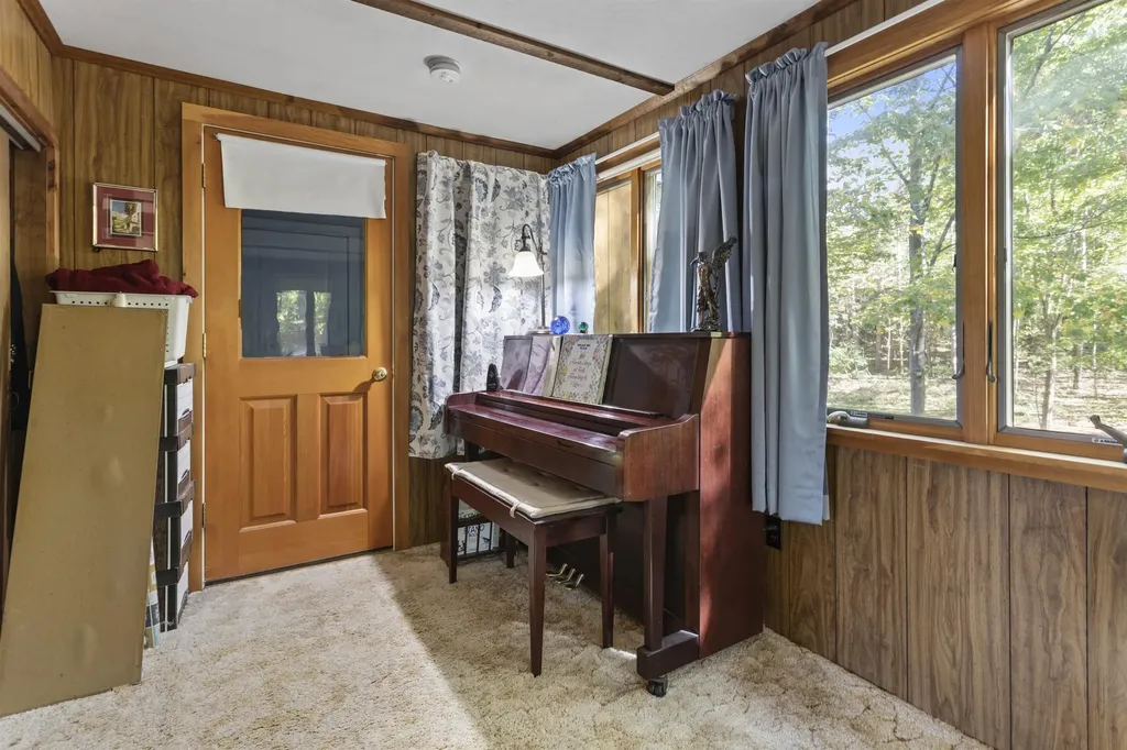 1 Cherry Road North Hampton NH 03862