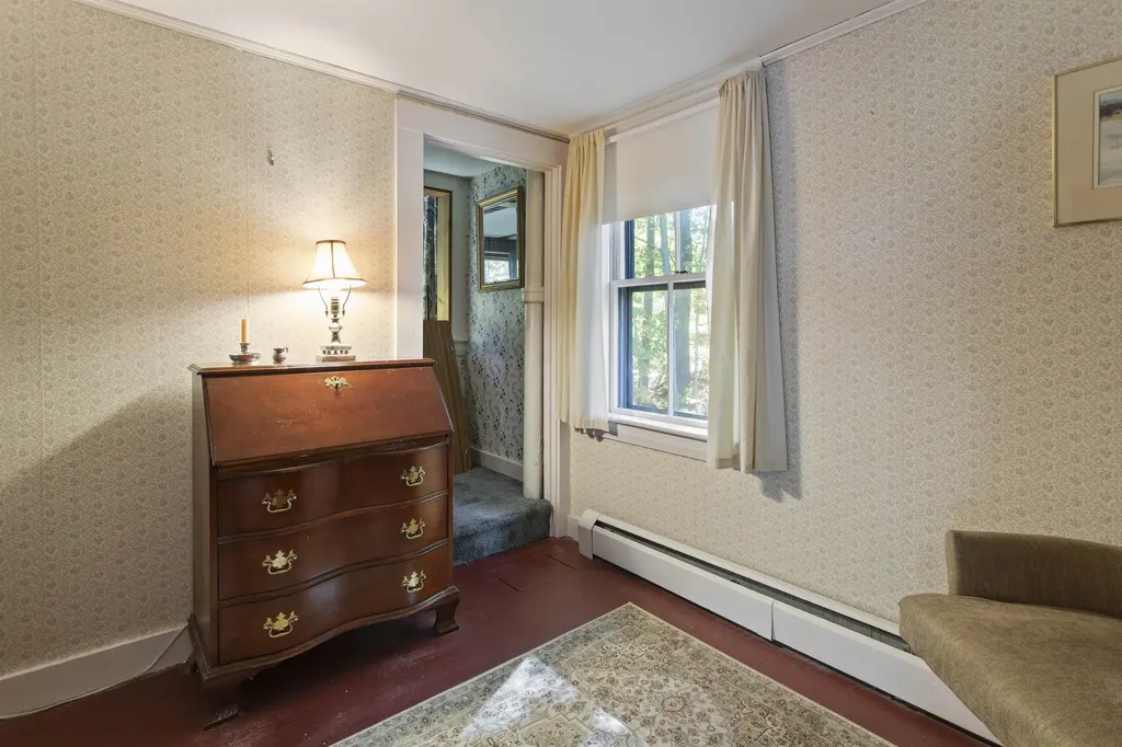 1 Cherry Road North Hampton NH 03862