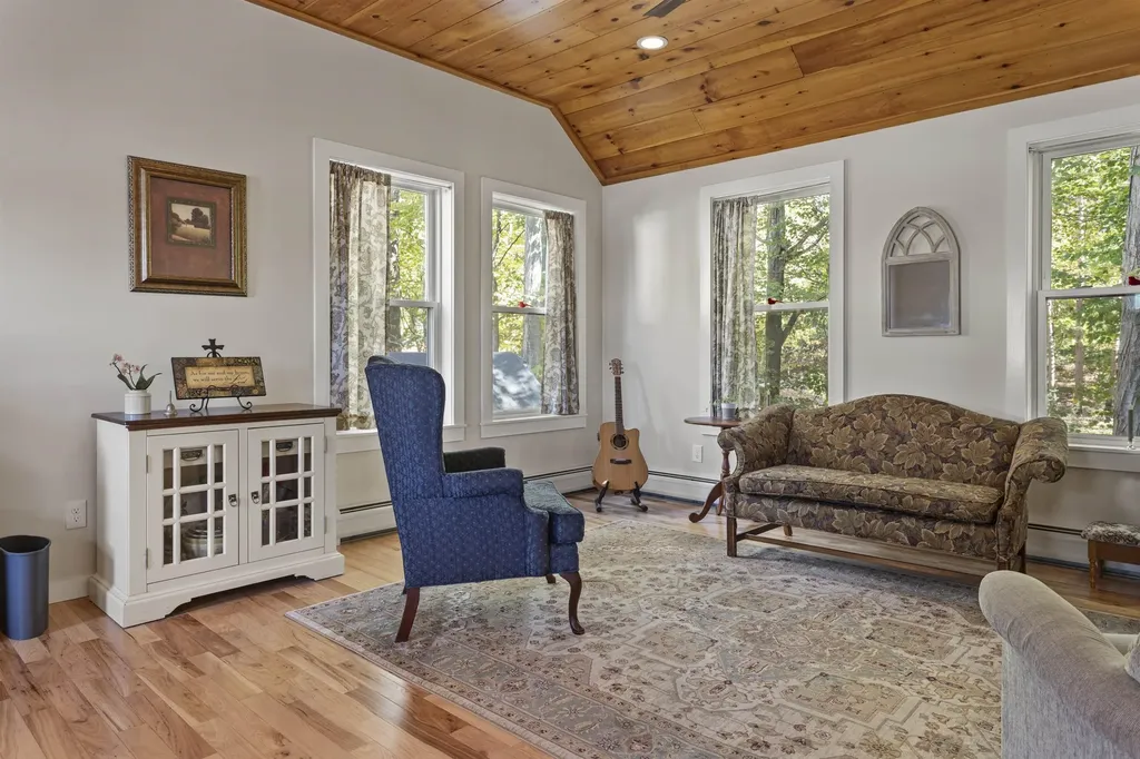 1 Cherry Road North Hampton NH 03862