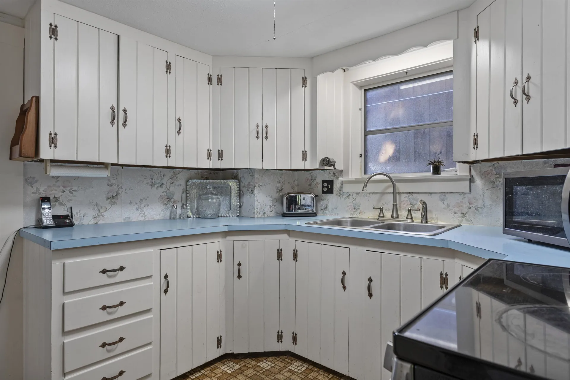 1 Cherry Road North Hampton NH 03862