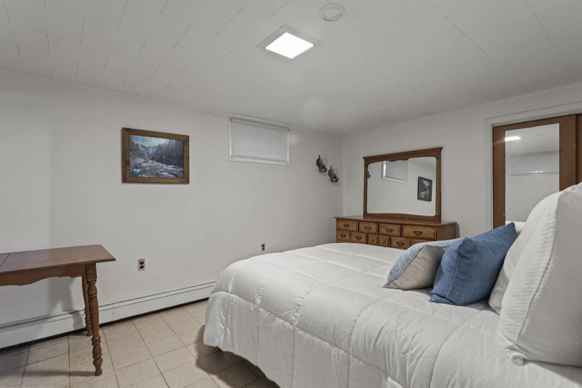 1 Cherry Road North Hampton NH 03862