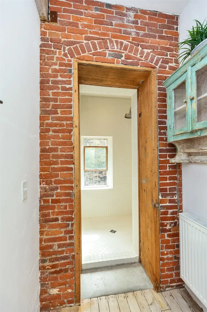 374 Union Street Peterborough NH 03458