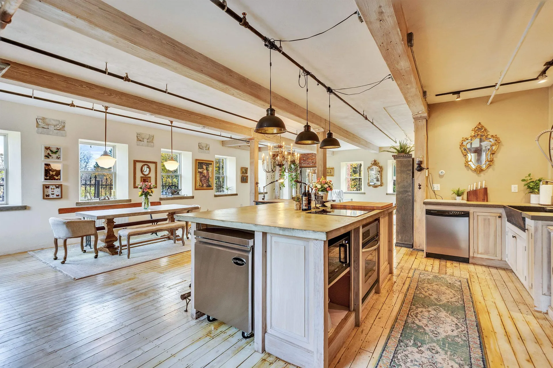 374 Union Street Peterborough NH 03458