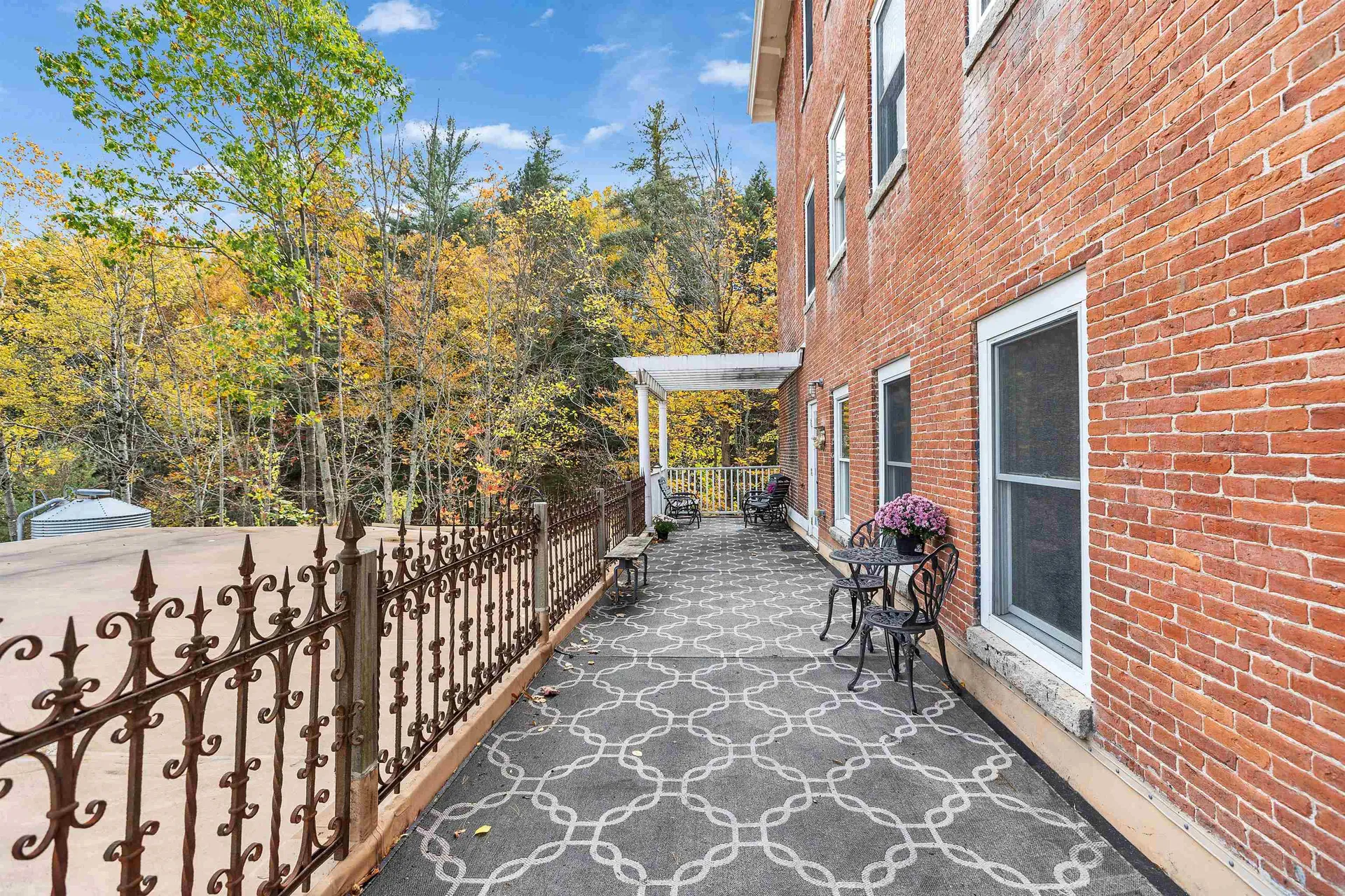 374 Union Street Peterborough NH 03458