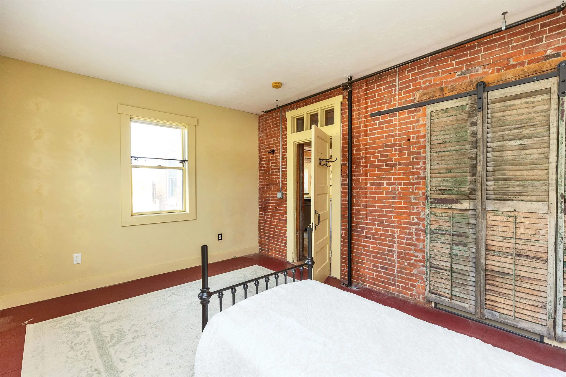 374 Union Street Peterborough NH 03458