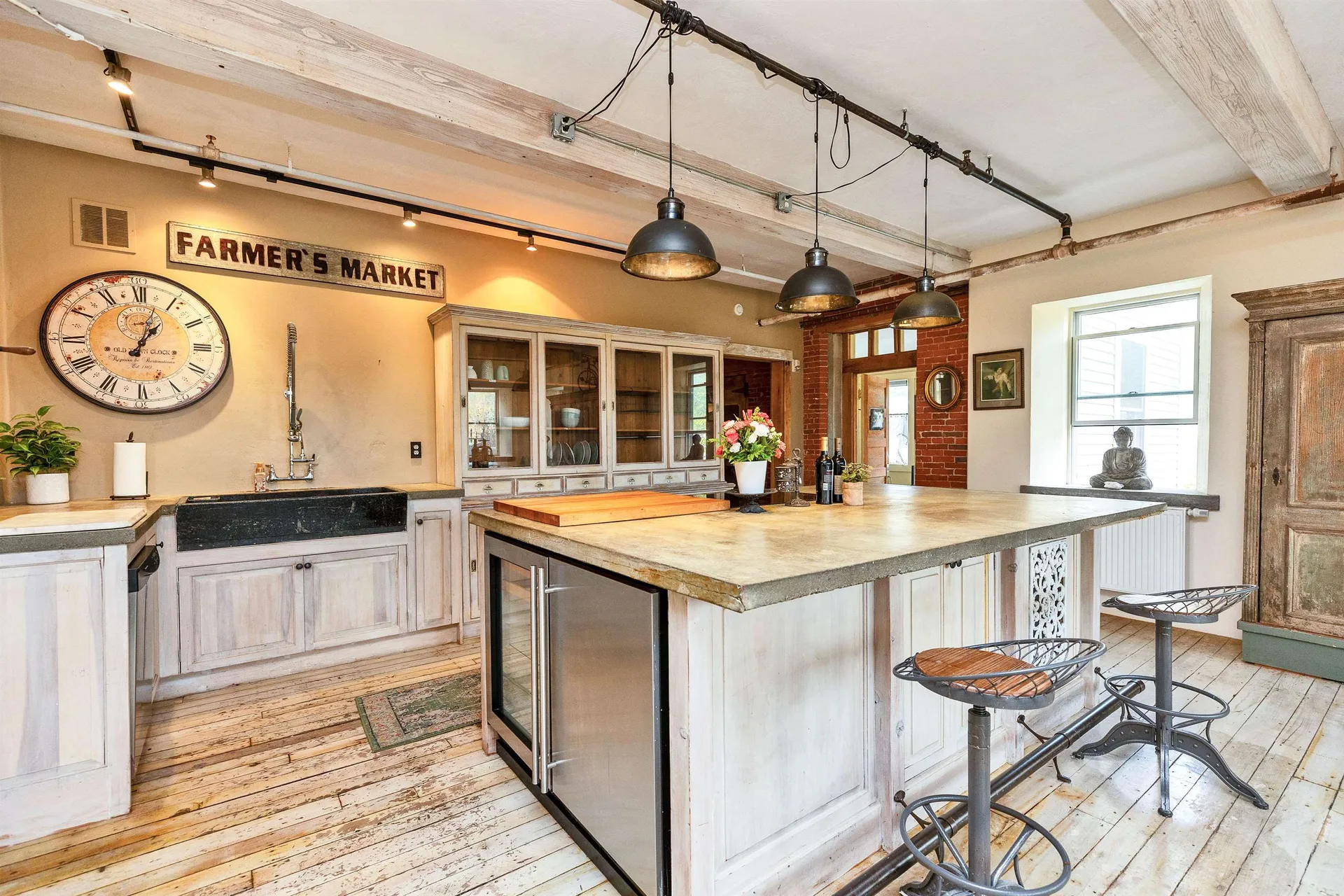 374 Union Street Peterborough NH 03458