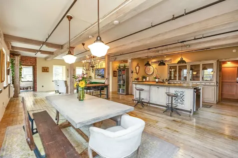 374 Union Street Peterborough NH 03458