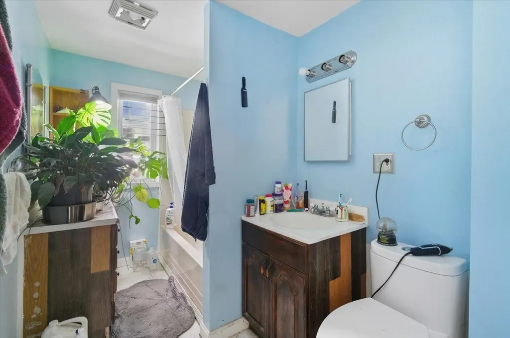 30 Russell Street Winooski VT 05404