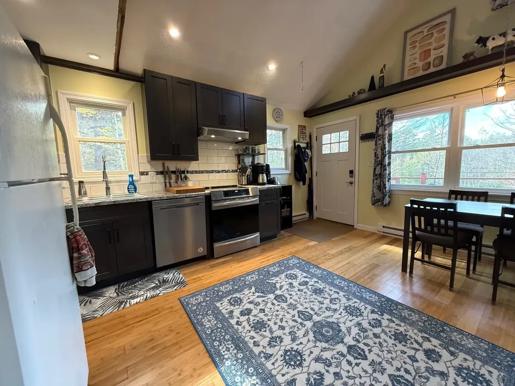 410 Tallwood Circle Londonderry VT 05148