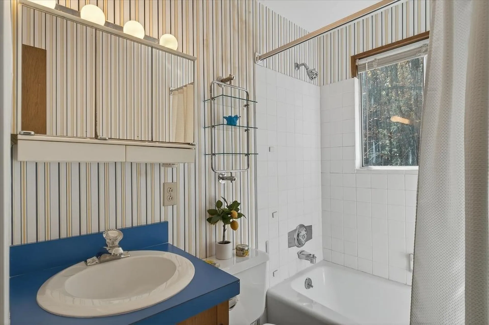 377 Glen Road Peru VT 05152