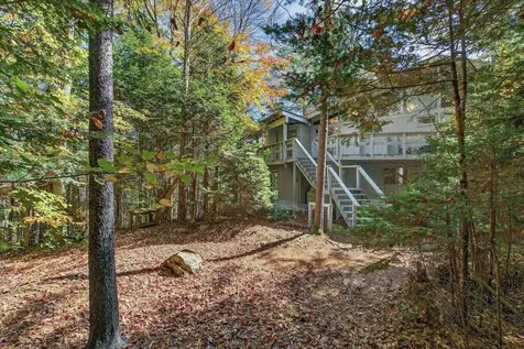 377 Glen Road Peru VT 05152