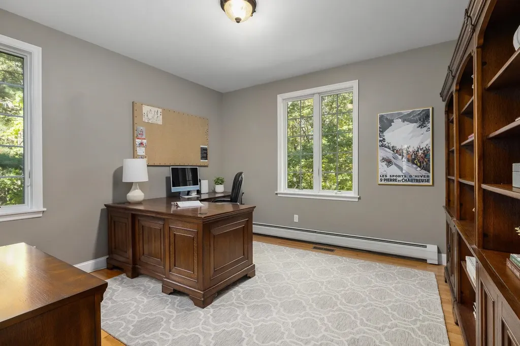 8 Winterberry Lane North Hampton NH 03862