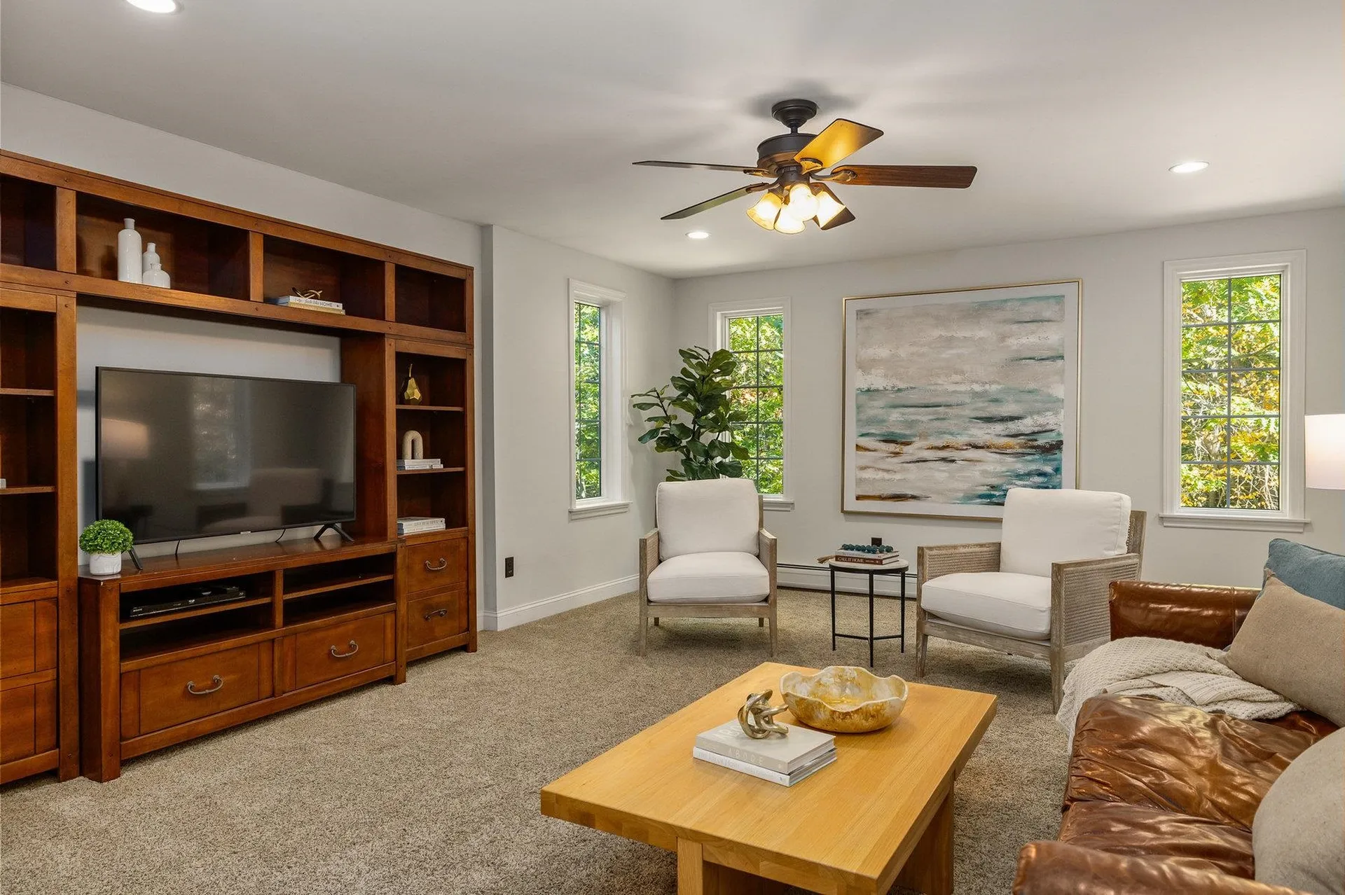 8 Winterberry Lane North Hampton NH 03862