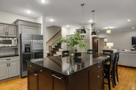 8 Winterberry Lane North Hampton NH 03862