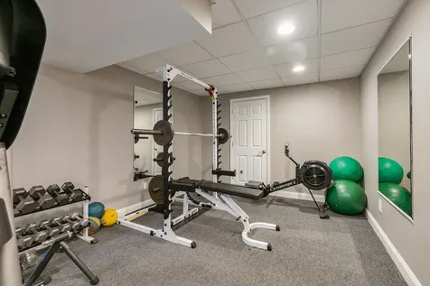 8 Winterberry Lane North Hampton NH 03862