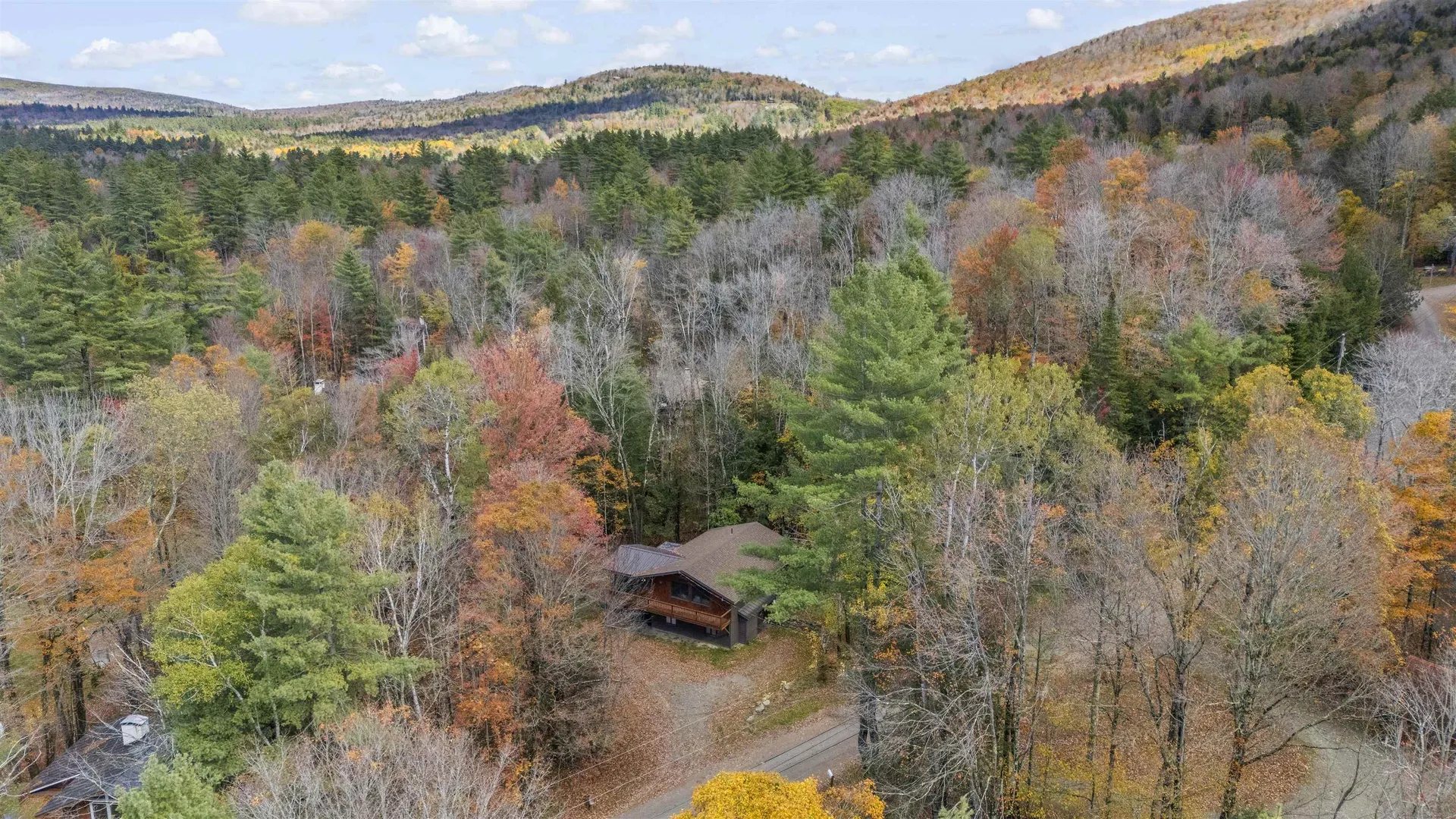 217 Magic Circle Londonderry VT 05148