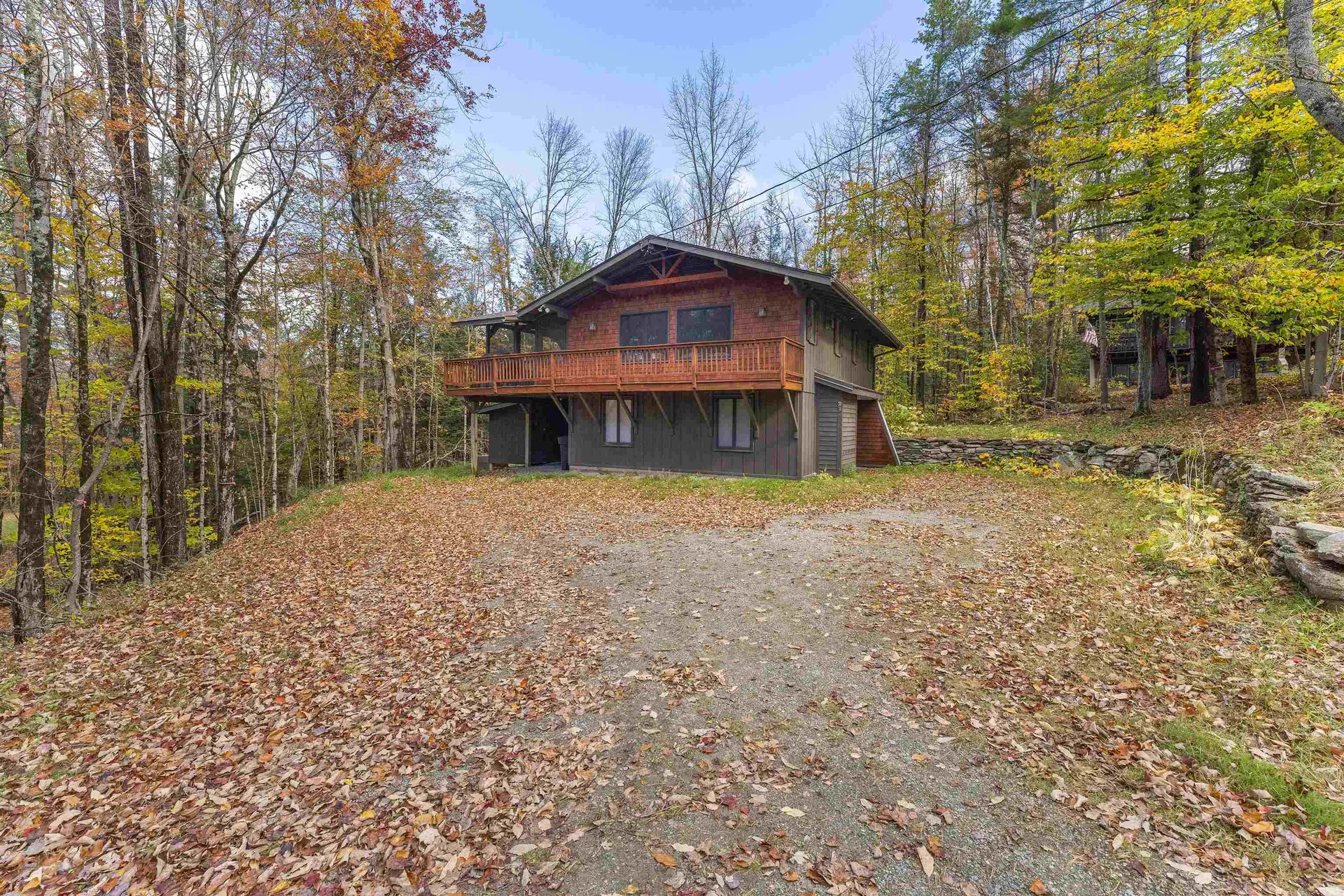 217 Magic Circle Londonderry VT 05148