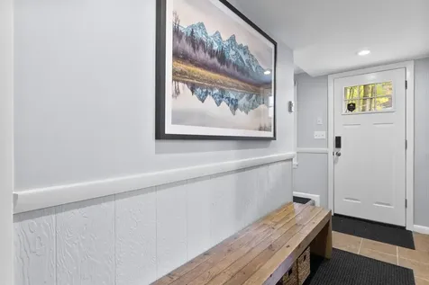 217 Magic Circle Londonderry VT 05148