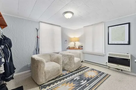 217 Magic Circle Londonderry VT 05148