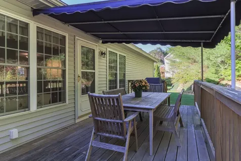 5 Holly Circle Bow NH 03304