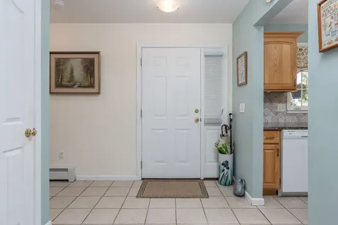 5 Holly Circle Bow NH 03304