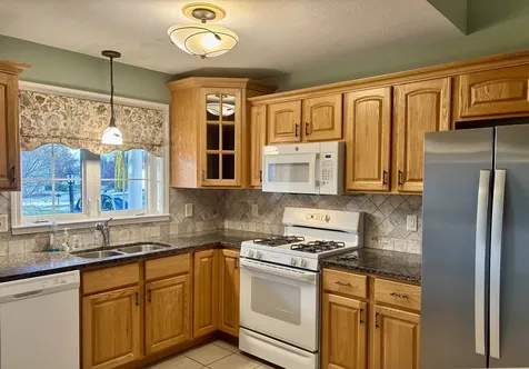 5 Holly Circle Bow NH 03304