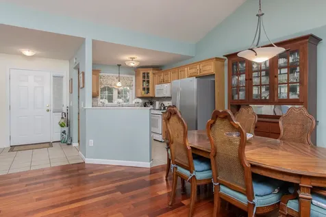 5 Holly Circle Bow NH 03304