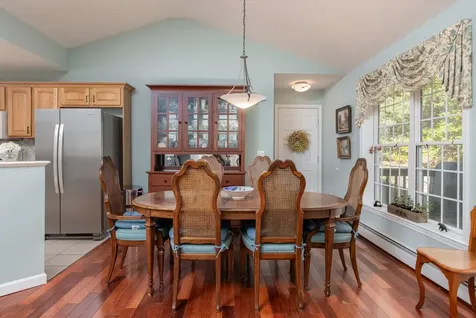 5 Holly Circle Bow NH 03304