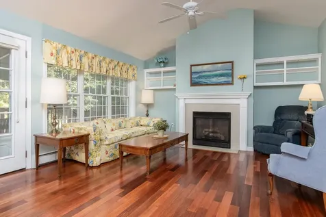 5 Holly Circle Bow NH 03304